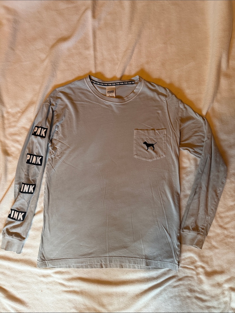 PINK Victoria's Secret Light Gray Long-Sleeve Pocket Tee with Sleeve Logo Blocks